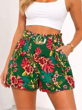 STUDIO F Green Floral Plated High-Waist Women's Shorts